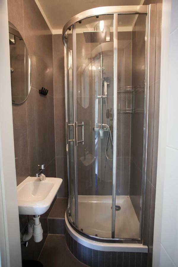 Chmielna - City Center Residence ワルシャワ エクステリア 写真